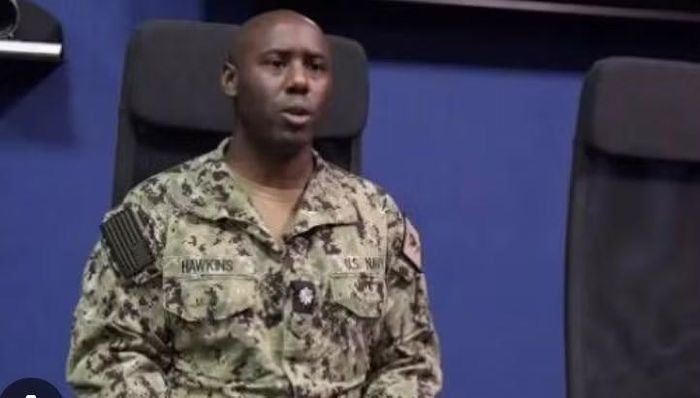 "Chúng tôi phát hiện các lực lượng IRGC đang chuẩn bị phóng rocket mang theo thủy lôi", ông Hawkins nói. CENTCOM không công bố thông tin chi tiết về kết quả cuộc tập kích.