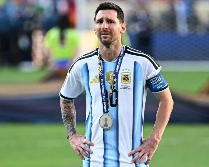 Messi chính thức giã từ đội tuyển Argentina (Ảnh: Getty Images)