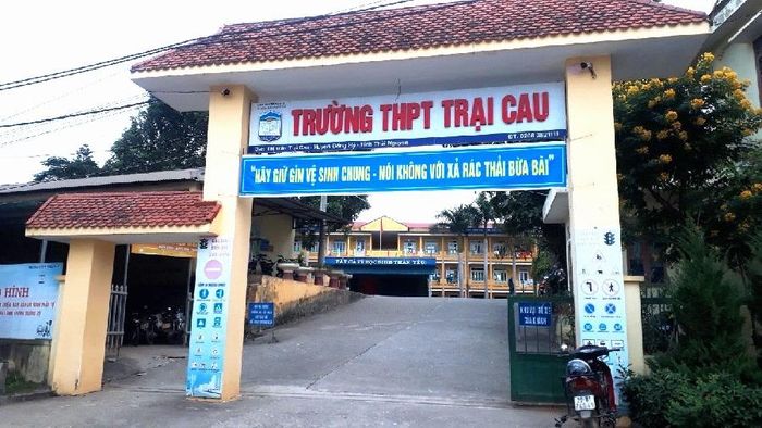 Lãnh đạo Trường THPT Trại Cau khẳng định nội dung trao đổi giữa giáo viên và gia đình chỉ dừng ở việc đặt vấn đề, không có việc yêu cầu gia đình làm đơn "xin thôi học"