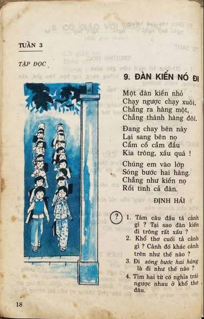 Bài thơ "Đàn kiến nó đi" của nhà thơ Định Hải in trong SGK Tiếng Việt 2, tập 1, NXB Giáo dục 1988