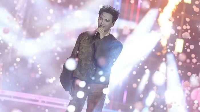 Phần biểu diễn của Nguyễn Trần Trung Quân nhận được sự cổ vũ nồng nhiệt từ khán giả. (Ảnh: Ban tổ chức)