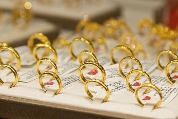 Giá vàng hôm nay (31-8): Vàng nhẫn đồng loạt giảm ở các thương hiệu. Ảnh minh họa: vneconomy.vn