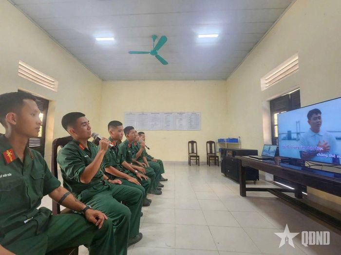 Những giọng ca hay của chiến sĩ Tiểu đoàn 3, Trung đoàn 1. 