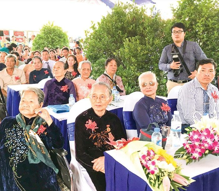 Họp mặt chi tộc họ Trương tôn vinh 10 Bà mẹ Việt Nam anh hùng và 31 liệt sĩ vào năm 2016 do chị Trương Thị Hạnh - cháu nội Bà mẹ Việt Nam anh hùng Lê Thị Siêng tổ chức (ẢNH: NVCC)