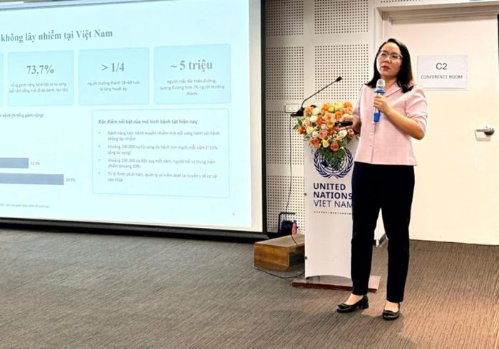 PGS Trương Tuyết Mai chia sẻ về dinh dưỡng không hợp lý. (Nguồn: Vietnamnet)