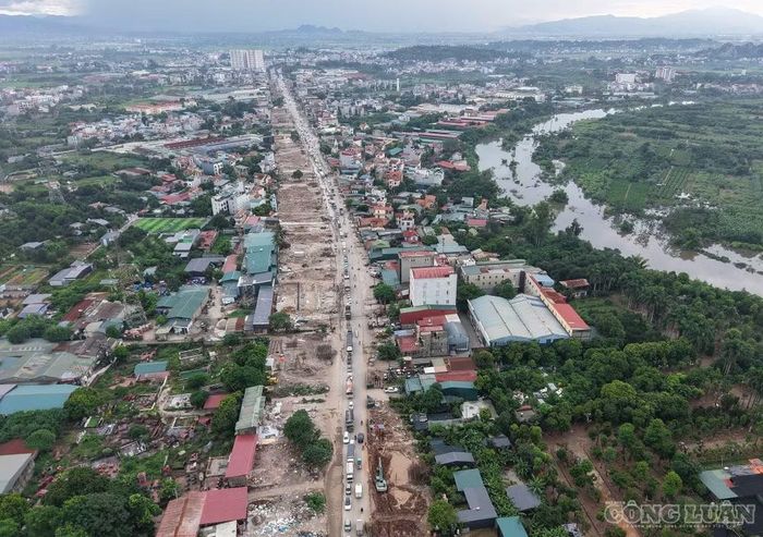 Người dân mong muốn dự án cải tạo, nâng cấp Quốc lộ 6 đoạn Ba La - Xuân Mai sớm hoàn thành để đi lại được thuận tiện hơn.