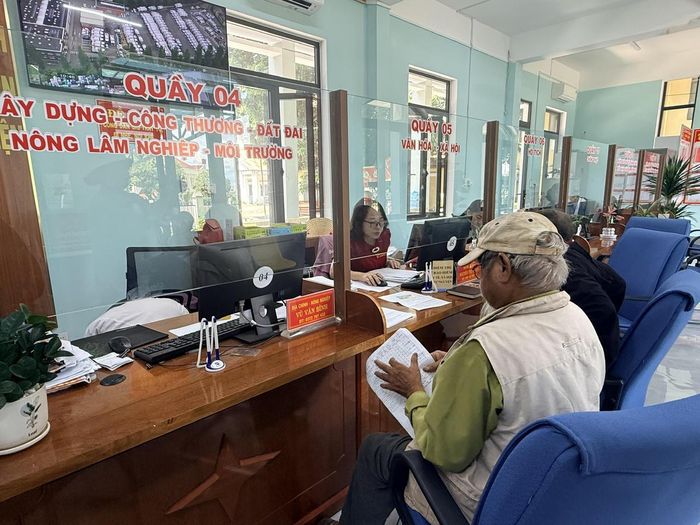 Đối với dữ liệu đất đai được cập nhật thường xuyên theo nguyên tắc "đúng, đủ, sạch, sống", đồng bộ với cơ sở dữ liệu đất đai quốc gia và thực tế sử dụng đất (ảnh Vân Anh)