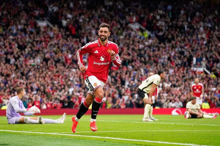 Bruno Fernandes và các ngôi sao tấn công bùng nổ trước Ipswich, nhưng liệu họ có mãi sửa sai cho hàng phòng ngự mong manh của MU?