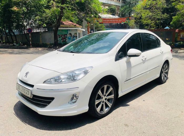 Peugeot 408 2.0 2014