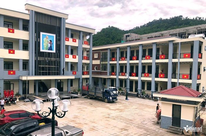 Trường Nội trú Tiểu học và THCS Tam Thanh đã hoàn tất chuẩn bị đón năm học mới. Ảnh: Quốc Quân