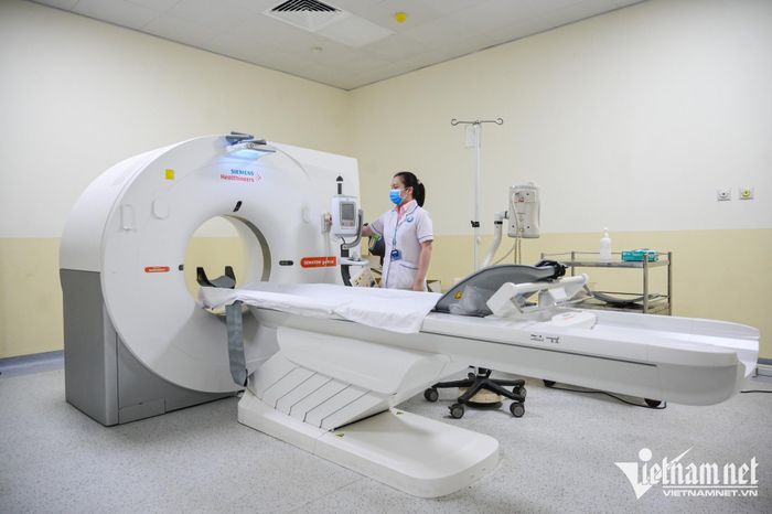 Cơ chế, chính sách xã hội, an sinh xã hội, phúc lợi xã hội theo hướng mở rộng đối tượng, nâng mức thụ hưởng bảo đảm hệ thống an sinh xã hội toàn diện, hiện đại, bền vững, bao phủ toàn dân. Ảnh: Nguyễn Huế