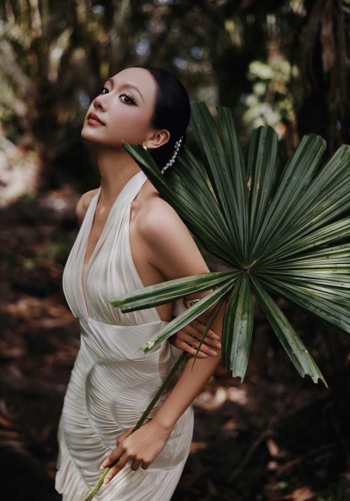 Mỹ Ngân giữ kín chuyện tình cảm, đặt sự nghiệp là ưu tiên hàng đầu. 