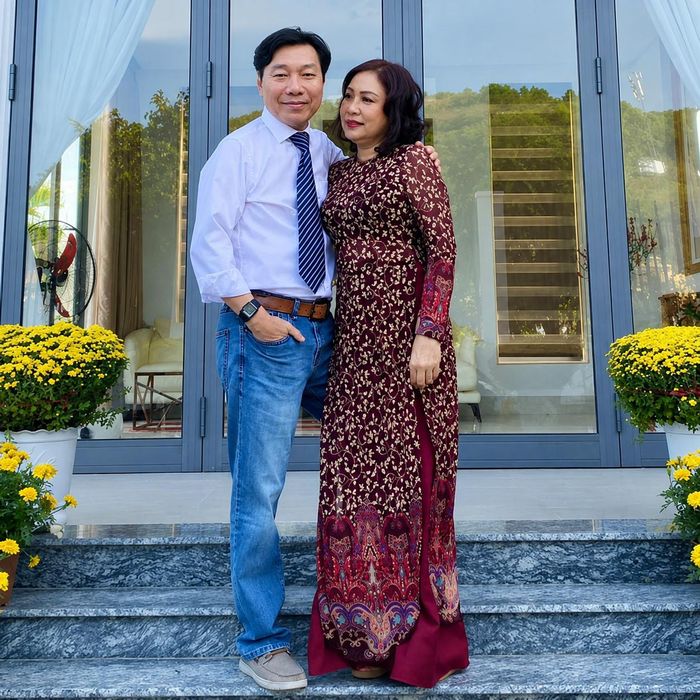 Tài tử nói càng già, anh càng yêu thương người vợ tảo tần, đảm đang. 