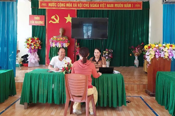 Thôn Cửa Nhượng, xã Thiên Cầm đang duy trì tiếp dân hàng tuần để kịp thời nắm bắt và giải quyết những vấn đề người dân phản ánh (ảnh người dân cung cấp).