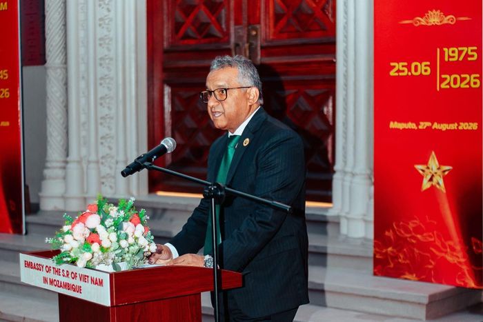 Bộ trưởng Salim Valá, đại diện chính quyền sở tại, phát biểu chúc mừng Quốc khánh Việt Nam. Ảnh: TTXVN phát