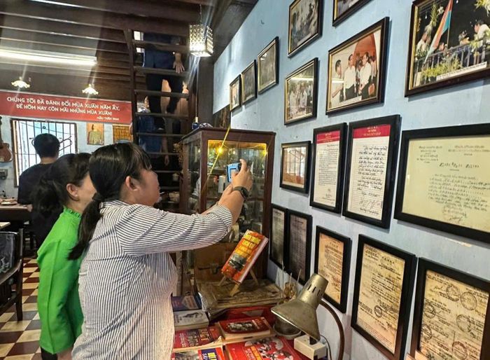 Những hiện vật tại bảo tàng tái hiện hoạt động bí mật và các chiến công của lực lượng Biệt động Sài Gòn - Gia Định.
