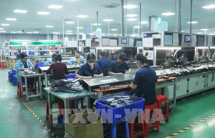 Ninh Bình đang hướng tới xây dựng nền công nghiệp hiện đại, phát triển dịch vụ - du lịch chất lượng cao. Ảnh: Nguyễn Chinh/TTXVN