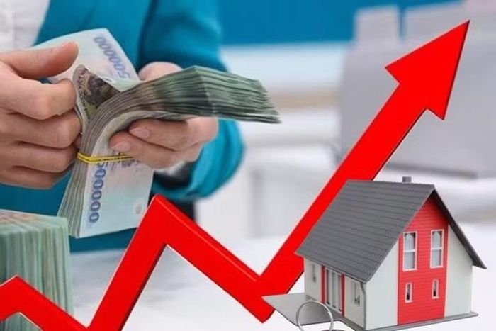 Lãi suất vay bất động sản hiện phổ biến khoảng 13-14%/năm, thậm chí một số khoản vay có thể lên 15-16%.