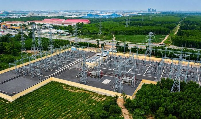 Trạm biến áp 220kV KCN Nhơn Trạch và đường dây đấu nối. Ảnh: Hương Thủy/BNEWS/TTXVN