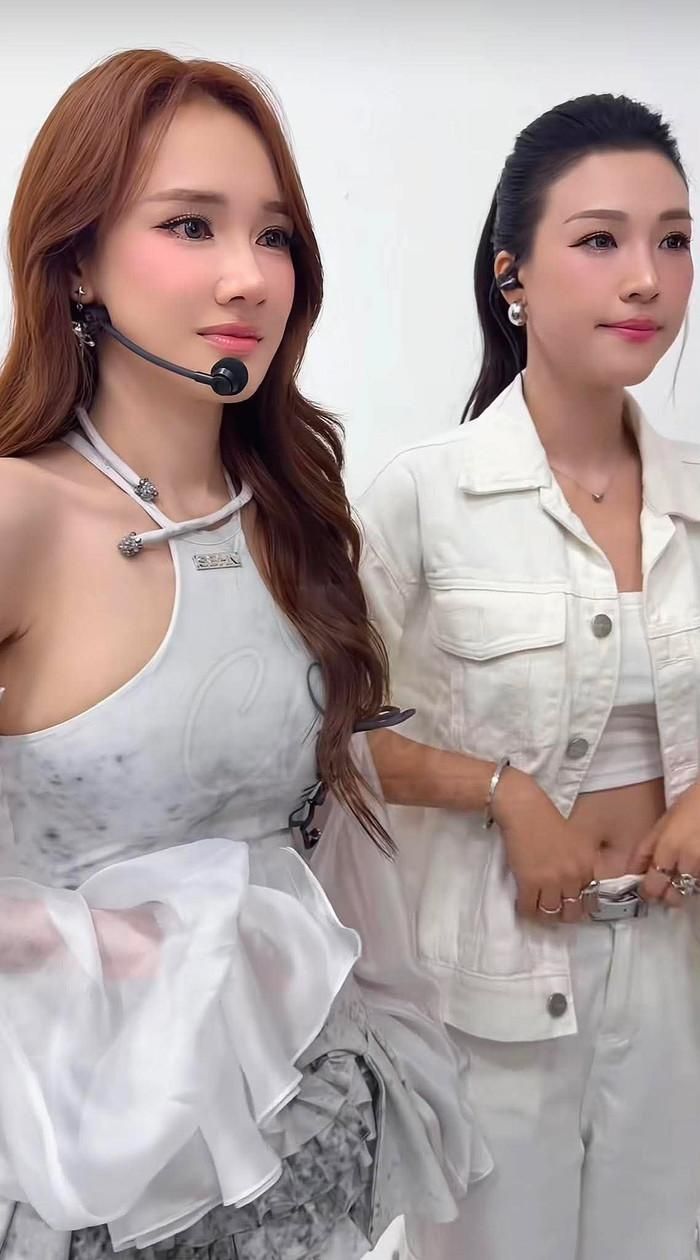 MC Hoàng Oanh hài hước nói về chuyện có bầu khi hội ngộ Nhã Phương. (Ảnh chụp màn hình từ TikTok Chum Chum)