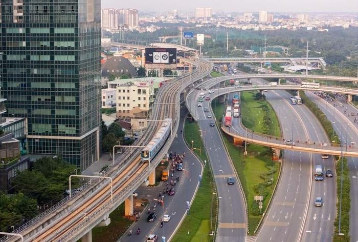 Chính phủ vừa ban hành Nghị quyết số 255/NQ-CP ngày 27.8.2026 về việc xây dựng công trình cấp bách đối với Dự án kéo dài tuyến Metro số 1 (Bến Thành - Suối Tiên) đến Trung tâm hành chính TP. Đồng Nai và Cảng hàng không quốc tế Long Thành.