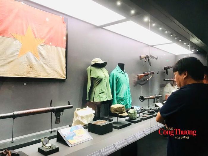Quốc khánh 2/9 là dịp để người dân tìm hiểu lịch sử đất nước. 