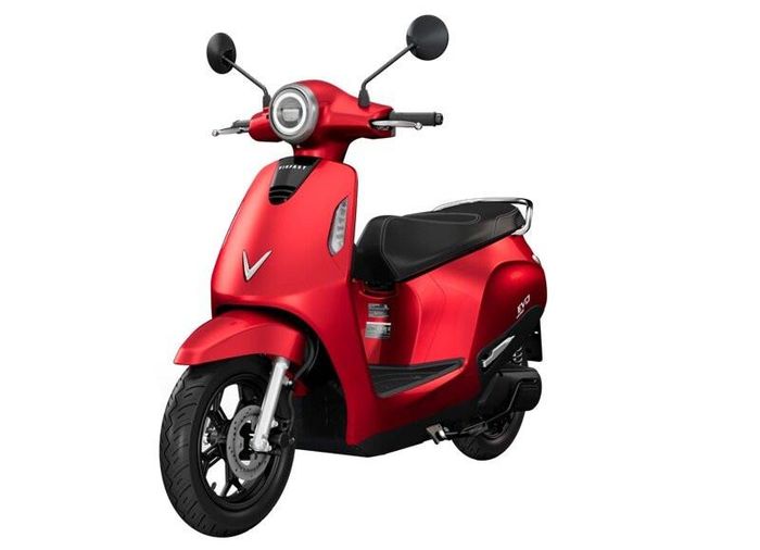 Xe máy điện VinFast Evo đổi pin (Ảnh: VinFast)