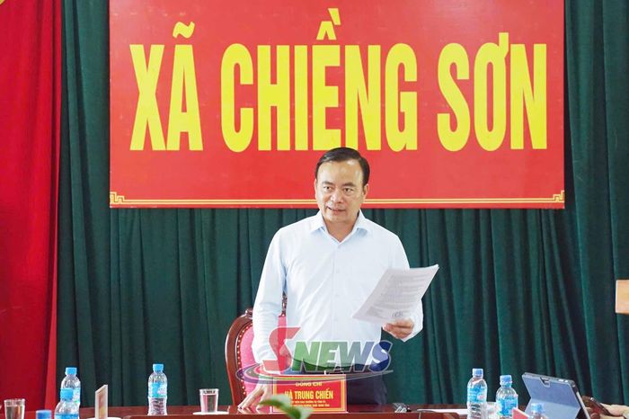 Đồng chí Hà Trung Chiến phát biểu kết luận cuộc họp.