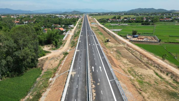 Nhờ công tác GPMB hiệu quả, các dự án trọng điểm như cao tốc Bắc - Nam qua Gia Lai thi công thuận lợi, nhanh chóng.