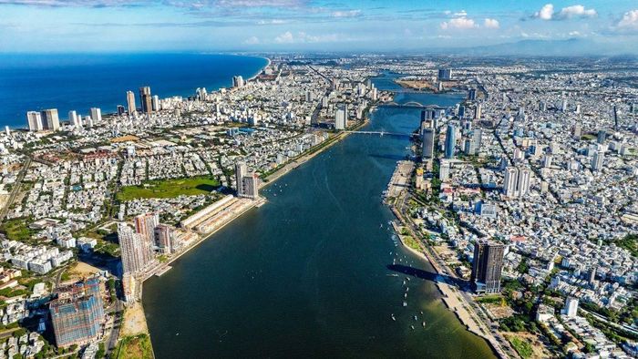 Lợi thế ven sông Hàn mang lại cho các dự án căn hộ khả năng khai thác thương mại và sinh lời bền vững. Ảnh: Ánh Dương.