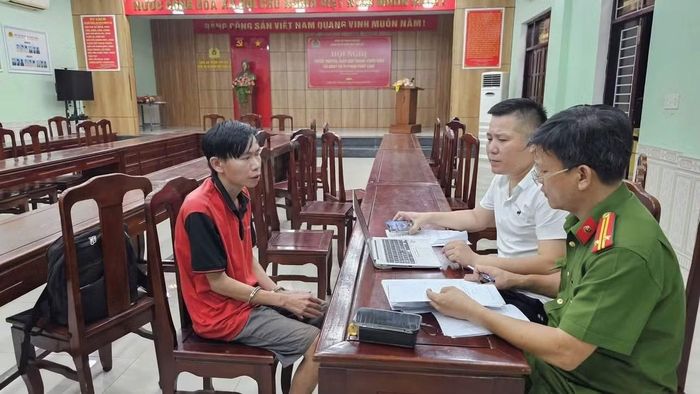 Cơ quan Công an đang lấy lời khai đối tượng Huỳnh Ngọc Hiền.