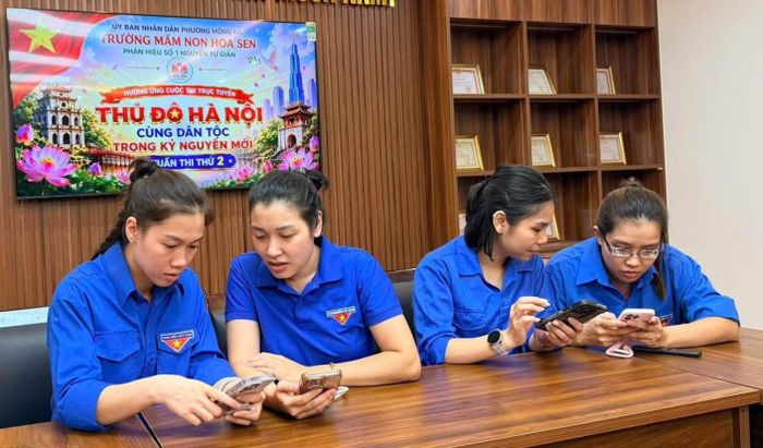 Tuổi trẻ Trường Mầm non Hoa Sen tham gia tuần thứ 2 Cuộc thi trực tuyến “Thủ đô Hà Nội cùng dân tộc trong kỷ nguyên mới”. Ảnh: TTHH