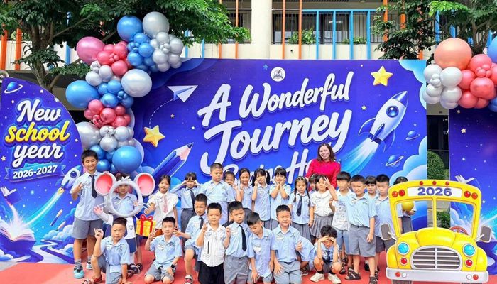 Các trường học tạo môi trường để trẻ làm quen, sử dụng tiếng Anh một cách tự nhiên. Ảnh: SĐ