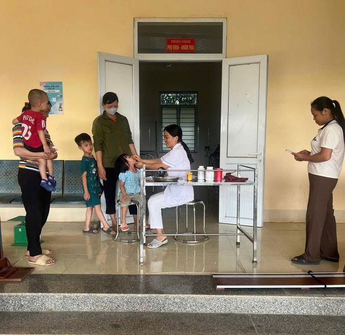 Trạm y tế Long Cốc đang từng ngày đưa dịch vụ y tế chất lượng đến gần hơn với đồng bào các dân tộc thiểu số tại các bản làng vùng sâu, vùng xa. Ảnh: Trạm y tế cung cấp. 