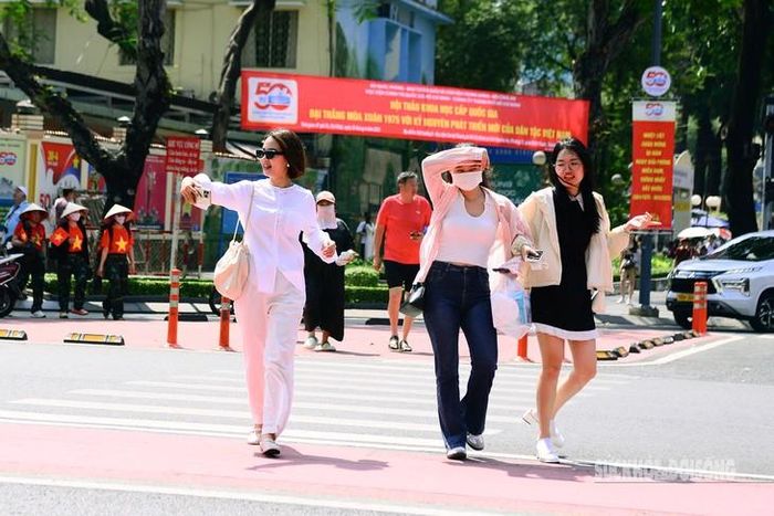 Nhiều khu vực nắng nóng trong những ngày còn lại của kỳ nghỉ lễ Quốc khánh 2/9. Ảnh: Tuấn Anh