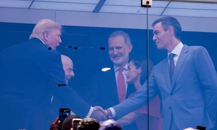 Thủ tướng Tây Ban Nha Pedro Sánchez đã từ chối cho phép Mỹ sử dụng các căn cứ và không phận nước này để tiến hành các cuộc tấn công trực tiếp vào Iran.