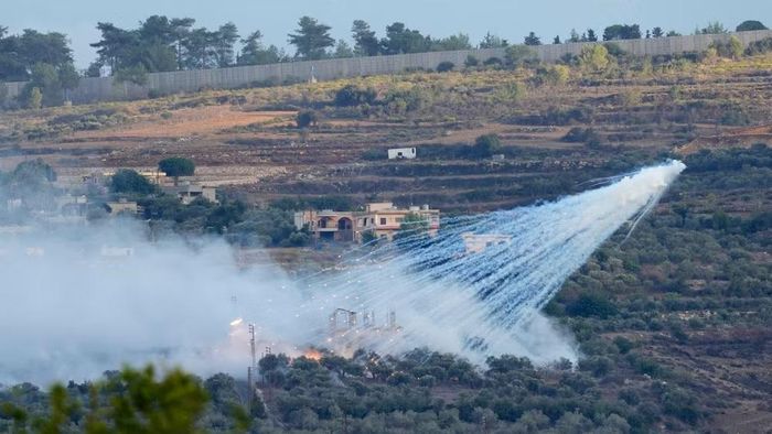 Theo ghi nhận từ giới truyền thông, nhiều người dân Israel đang cảm thấy vô cùng bất mãn với chính sách an ninh của chính phủ hiện tại và hy vọng rằng sự thay đổi chính quyền sau bầu cử sẽ cải thiện tình hình.