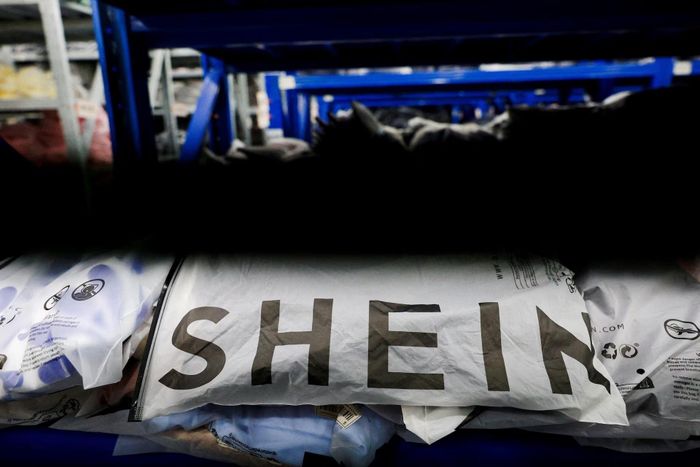  Lợi thế kinh doanh của Shein đang dần thu hẹp. Ảnh: Reuters. 