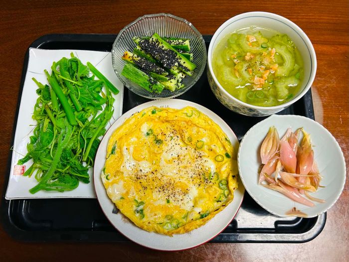 Hầu hết thực phẩm trong mâm cơm hàng ngày của gia đình chị Tâm đều được thu hoạch từ khu vườn nhà.