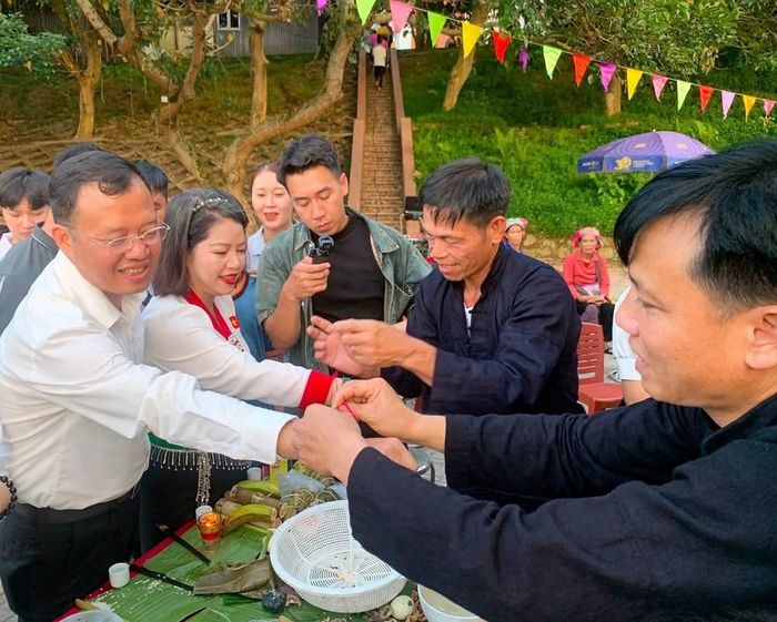 Đây cũng là dịp để Than Uyên giới thiệu những nét đẹp văn hóa bản địa đến du khách, làm phong phú thêm các hoạt động trải nghiệm trong dịp Quốc khánh 2.9 và góp phần quảng bá hình ảnh Lai Châu như một điểm đến giàu bản sắc, thân thiện và hấp dẫn