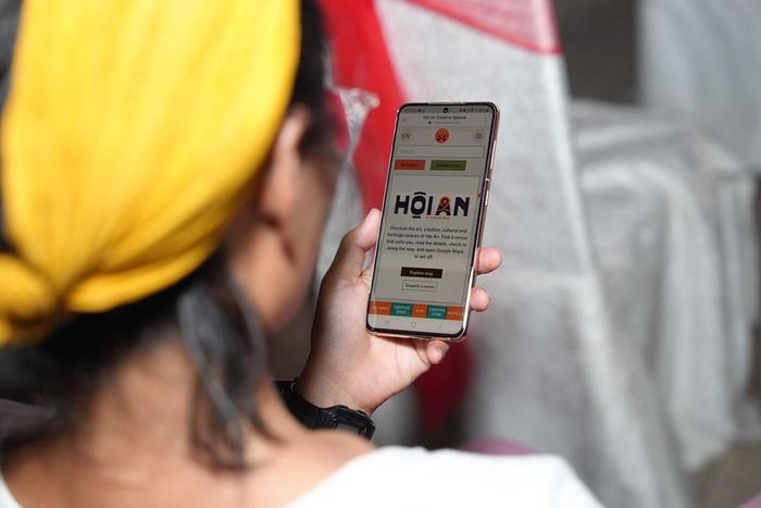 Người dân và du khách có thể quét mã QR để khám phá các địa điểm tại phường Hội An, Hội An Đông, Hội An Tây và xã Tân Hiệp, đồng thời gửi phản hồi để công cụ tiếp tục được hoàn thiện