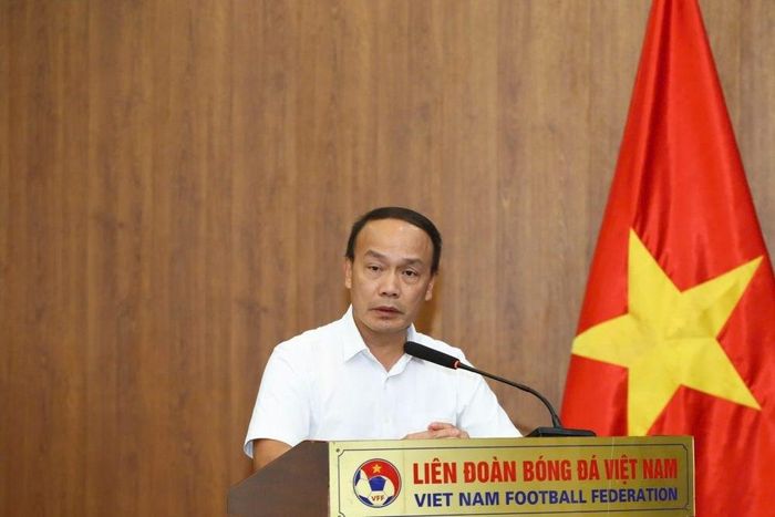 Tổng Thư ký VFF Nguyễn Văn Phú phát biểu tại buổi lễ