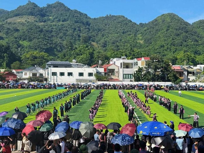Thông qua các hoạt động trải nghiệm trực tiếp, những giá trị văn hóa truyền thống không chỉ được trình diễn mà còn đến gần hơn với công chúng, góp phần gìn giữ bản sắc và tạo thêm sức hấp dẫn cho du lịch Mộc Châu dịp Quốc khánh 2.9.