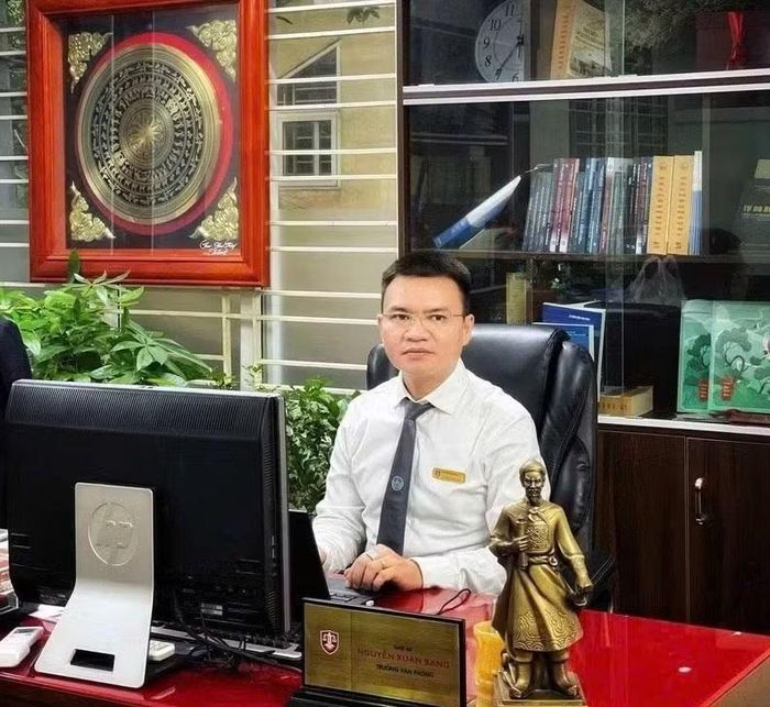 Luật sư Nguyễn Xuân Sang, Trưởng văn phòng Luật sư Vinh Quang Công Lý.