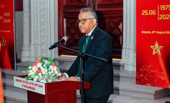 Đại diện Chính phủ Mozambique, Bộ trưởng Kế hoạch và Phát triển Salim Valá phát biểu tại lễ kỷ niệm. (Ảnh: Đại sứ quán Việt Nam tại Mozambique cung cấp)