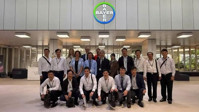 Đoàn công tác tỉnh Phú Thọ thăm, làm việc Bayer AG - Tập đoàn khoa học và công nghệ hàng đầu của Cộng hòa Liên bang Đức. (Ảnh: Đại sứ quán Việt Nam tại Cộng hòa Liên bang Đức cung cấp)