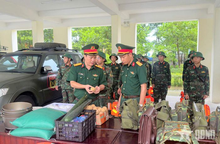  Chủ động rà soát, kiểm tra vật chất, trang thiết bị phục vụ nhiệm vụ phòng, chống thiên tai, tìm kiếm cứu nạn. 