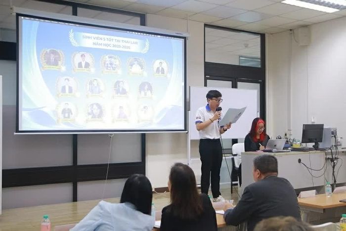 Chủ tịch Hội Sinh viên Việt Nam tại Thái Lan Trần Hữu Duy phát biểu tại sự kiện. (Nguồn: BTC)