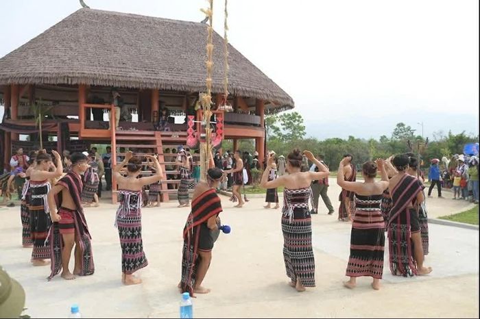 Lễ hội vùng miền núi ở Huế. (Nguồn: vietnamtourism)