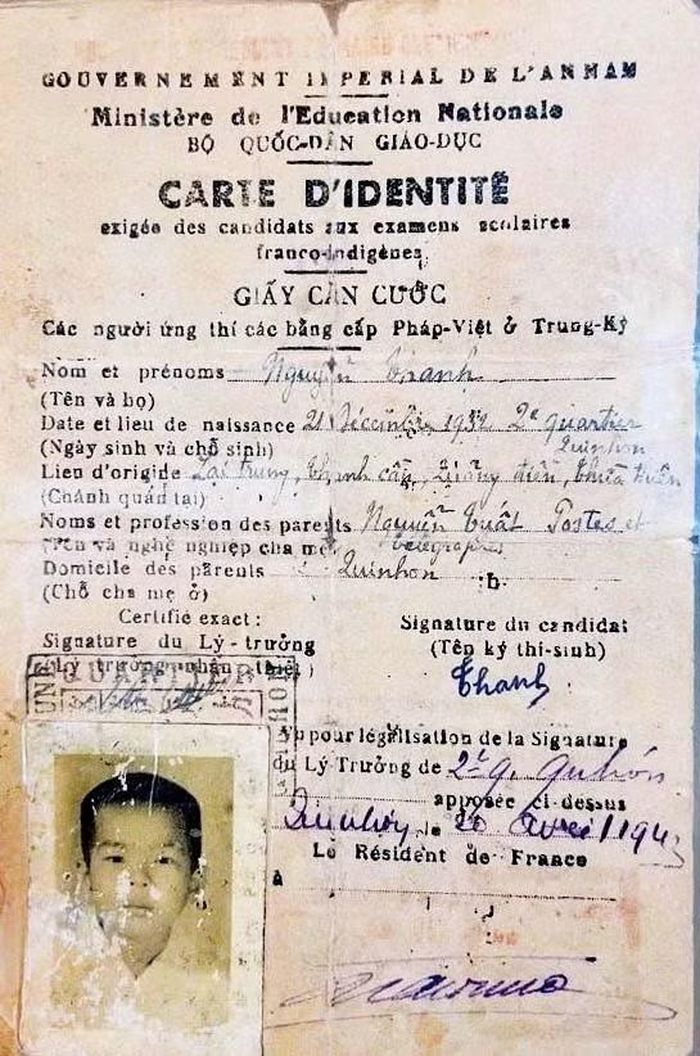 Giấy căn cước của liệt sĩ Lượm